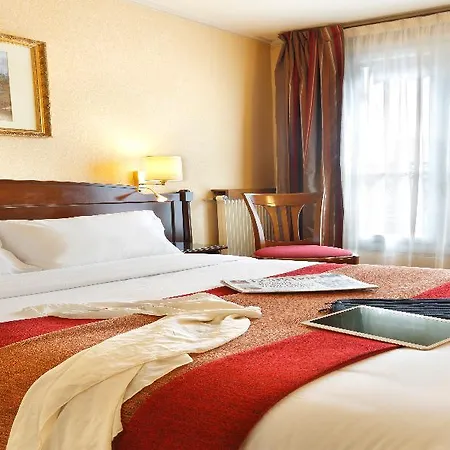 Hotel Paix Republique 3*