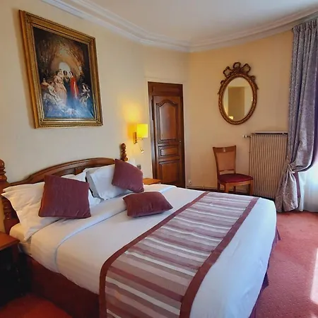 Hotel Paix Republique Paris