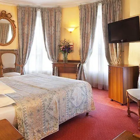 Paix Republique Hotel