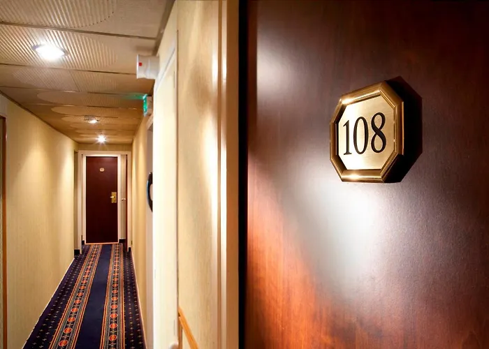 Paix Republique Hotel